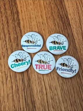 American Girl Vintage Grin Pins - Set of 5 (Bees)